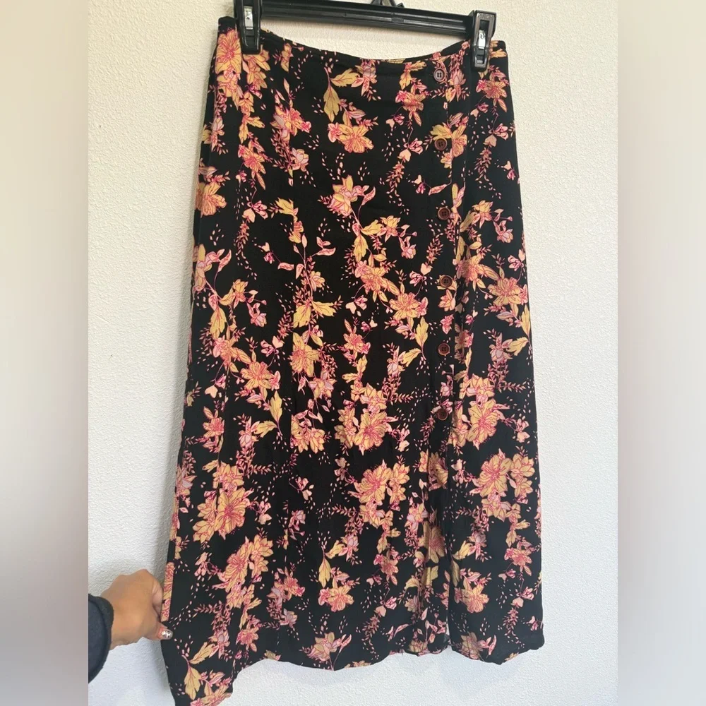 Free People Retro Love Floral Midi Skirt Button Front Slit Boho Size 6 - Picture 3 of 6